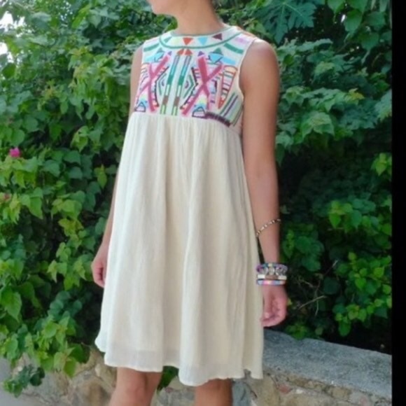 ANTHROPOLOGIE BY GRYPHON  EMBROIDERED DRESS SIZE MEDIUM - Picture 9 of 14